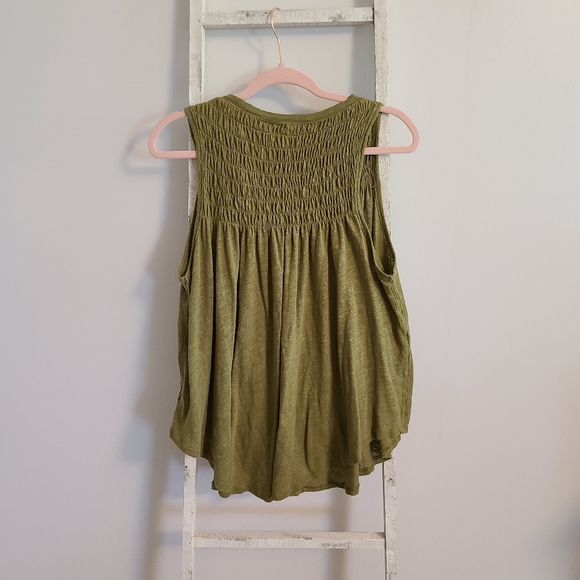 We the free♡ Smocked linen new to town tank - Picture 6 of 9